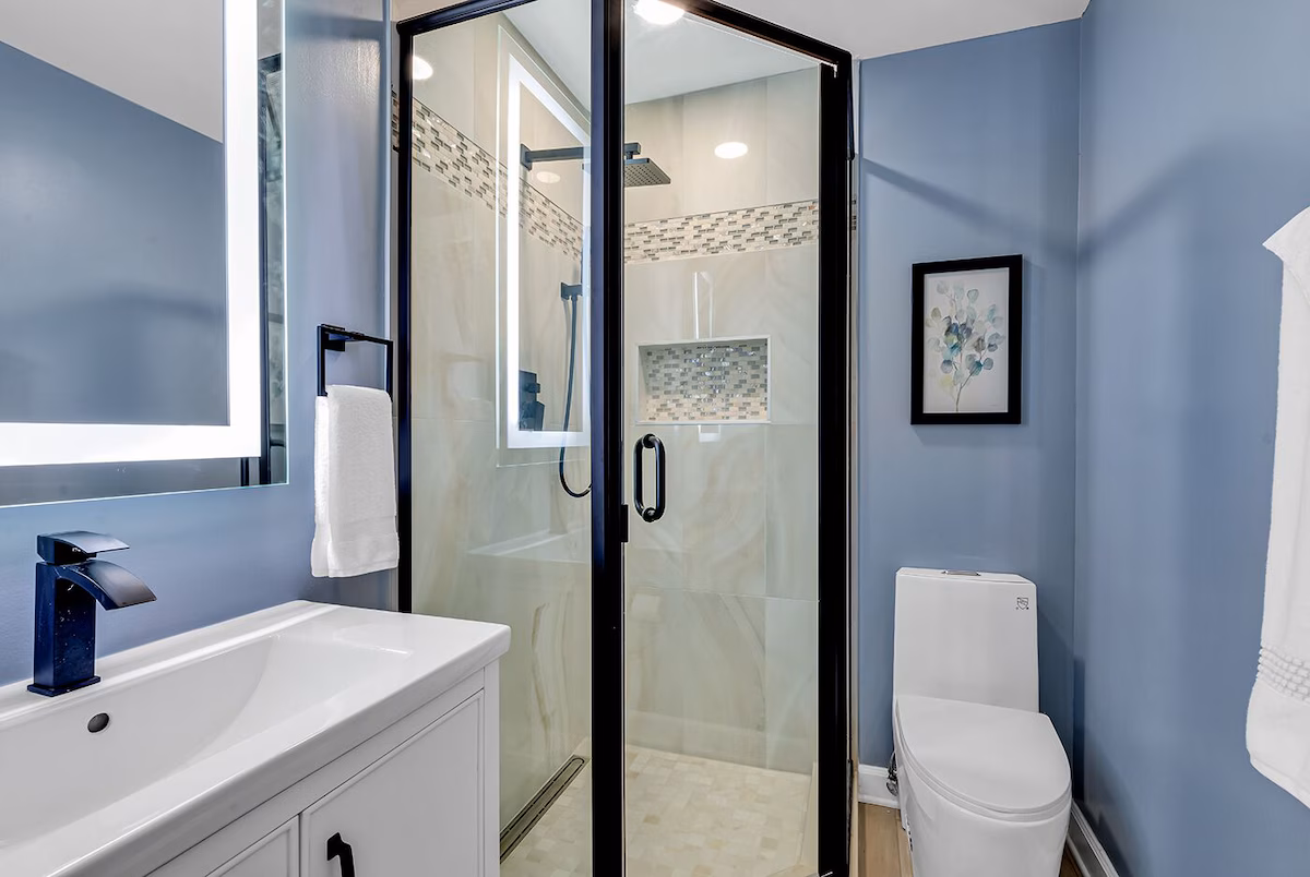 Fully renovated bathroom
